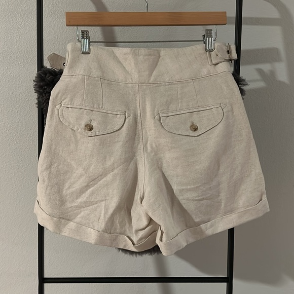 Banana Republic Explorer Shorts - Picture 3 of 3